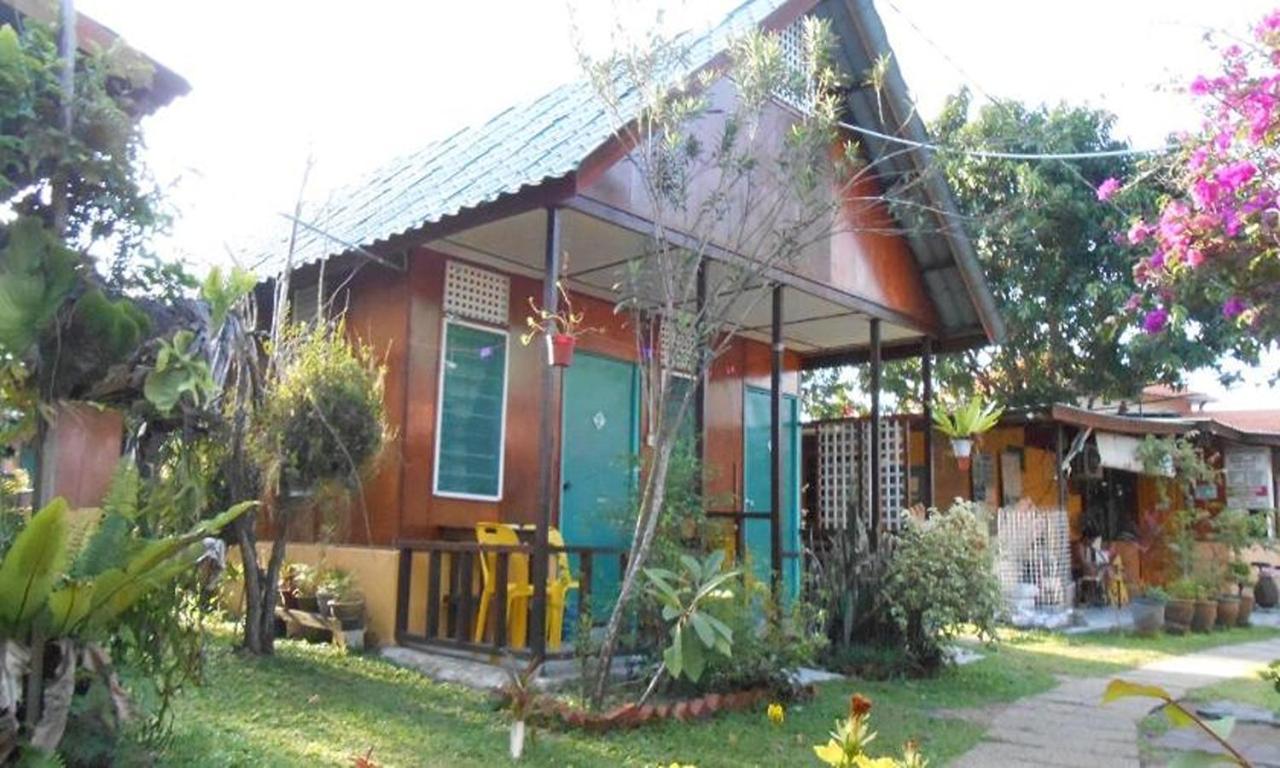 Cheers Chalet Kampong Juara Exterior photo