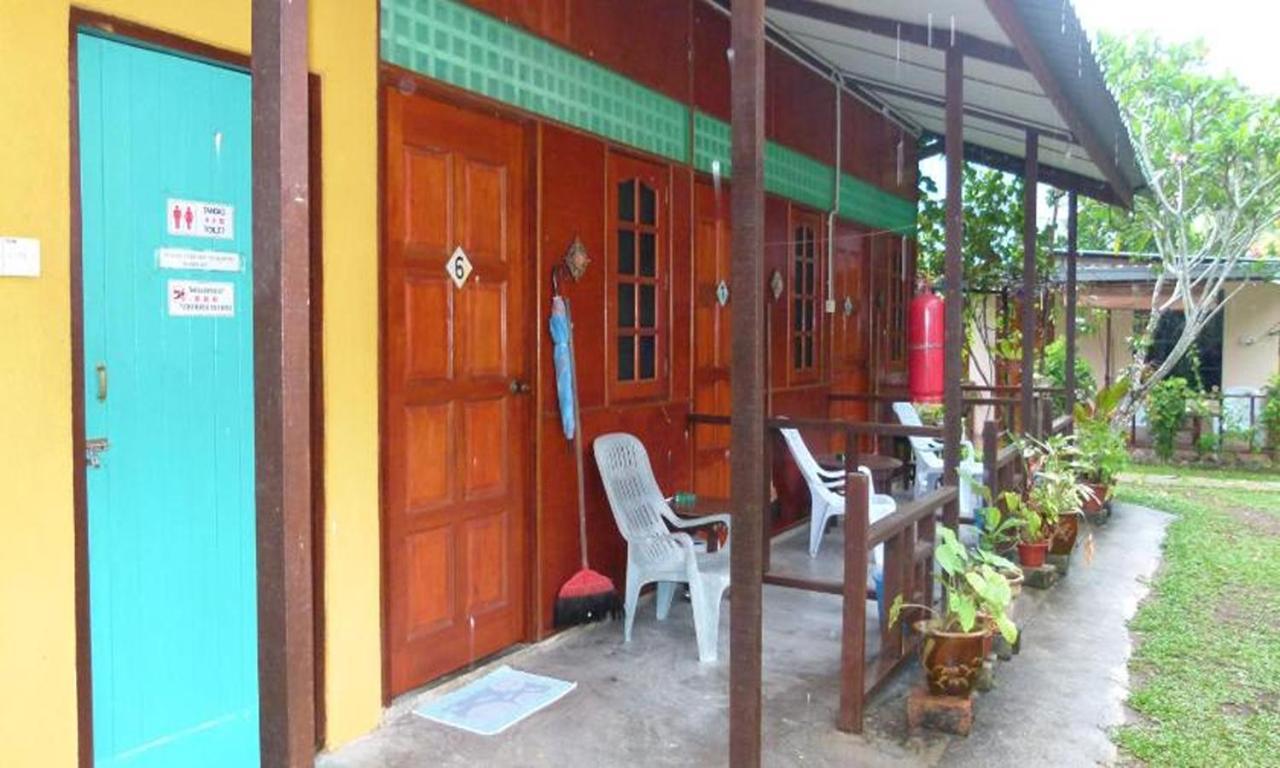 Cheers Chalet Kampong Juara Exterior photo