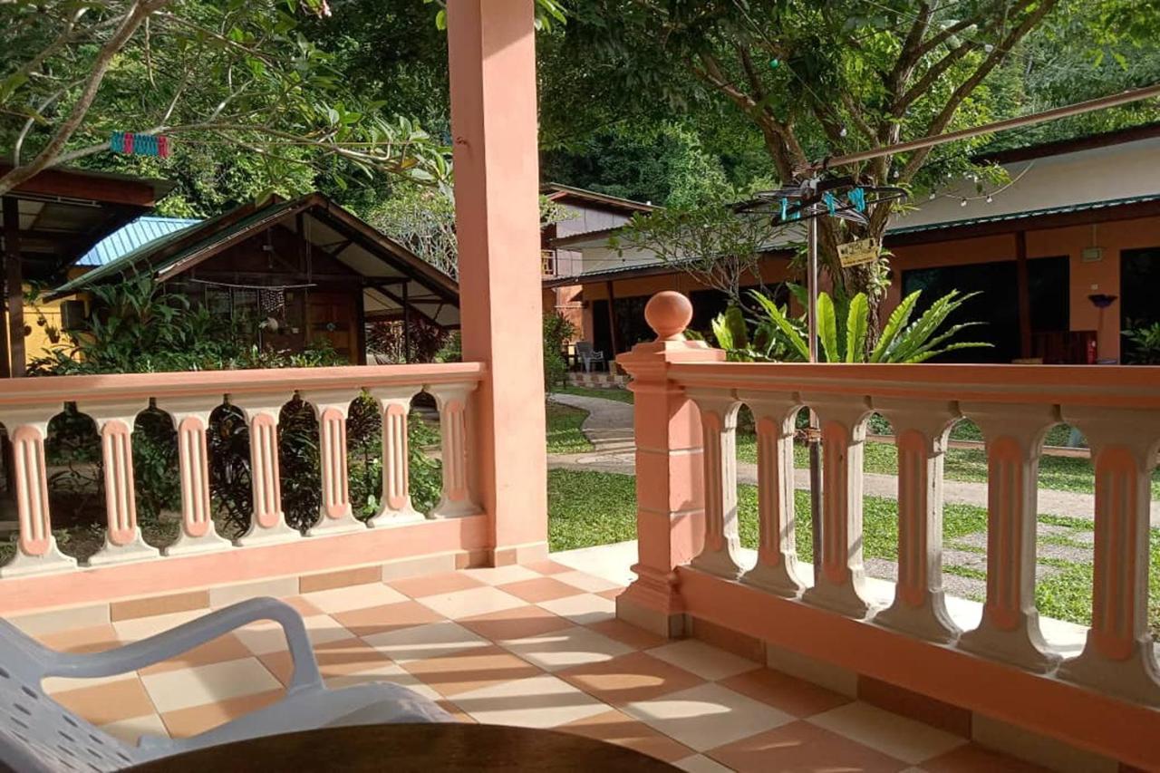 Cheers Chalet Kampong Juara Exterior photo